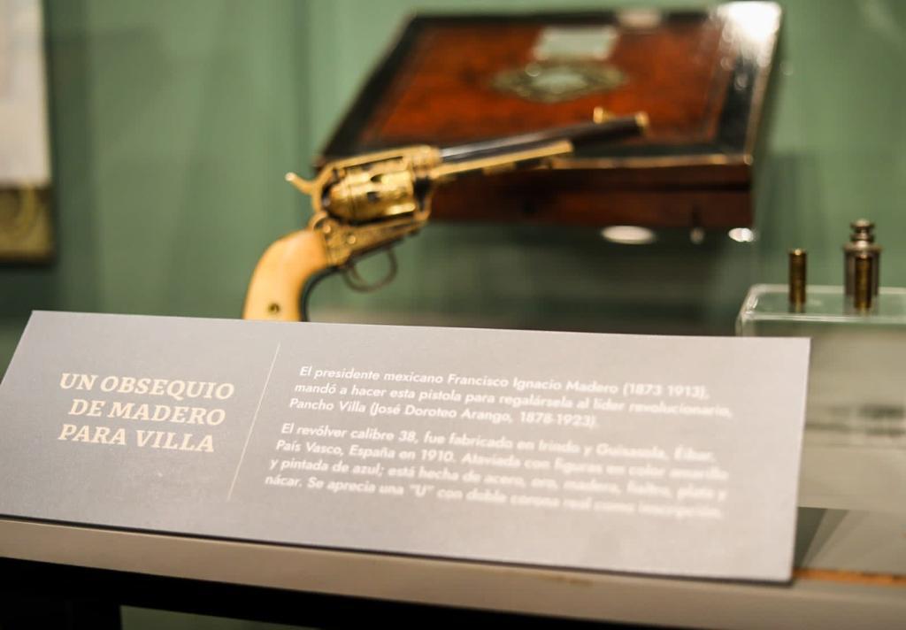 El revólver fue un regalo de Madero a Villa FOTOS: INAH