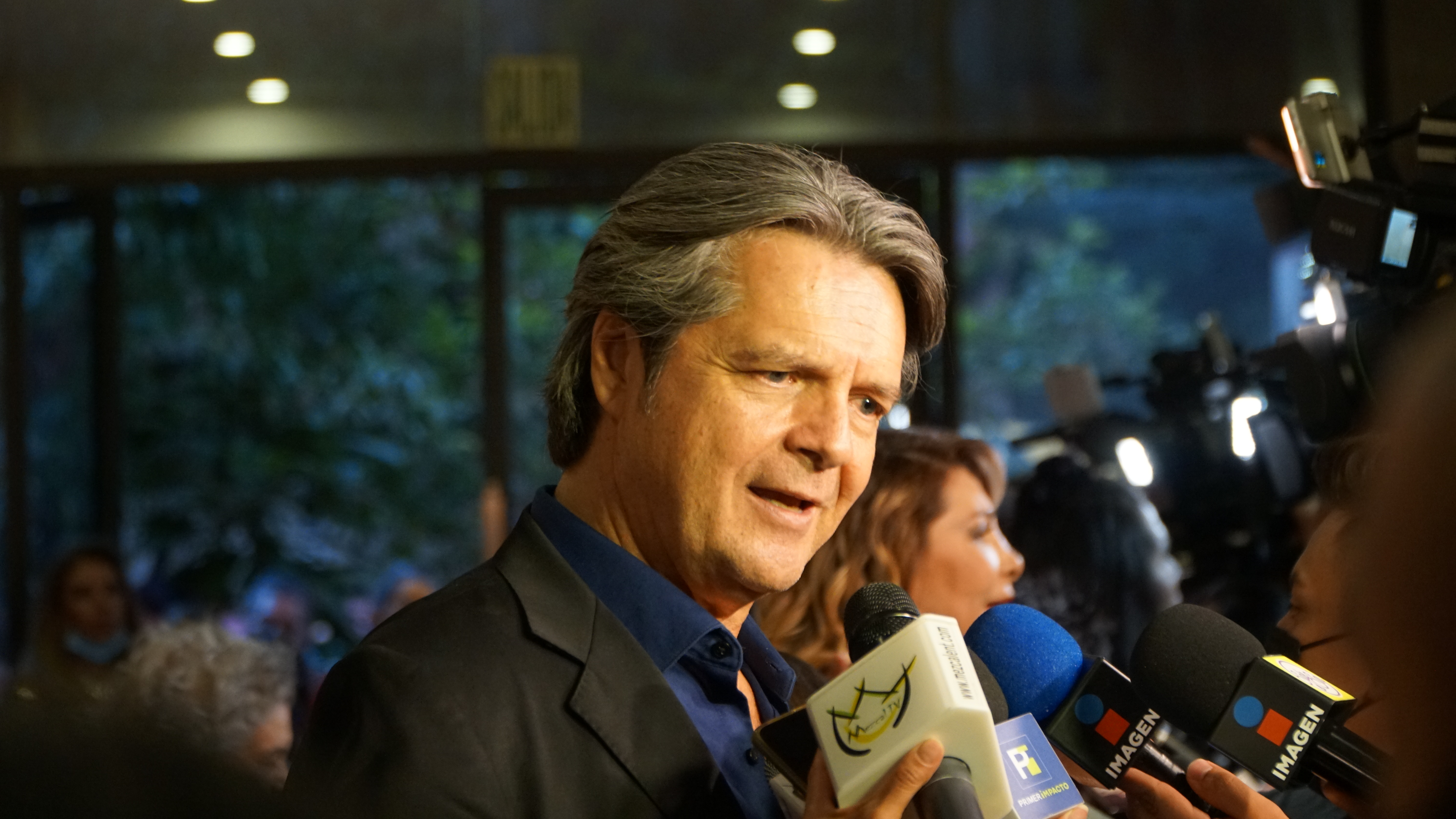 Ariel López Padilla aplaudió el regreso de la actriz a los escenarios (Foto: Lalo Cano)