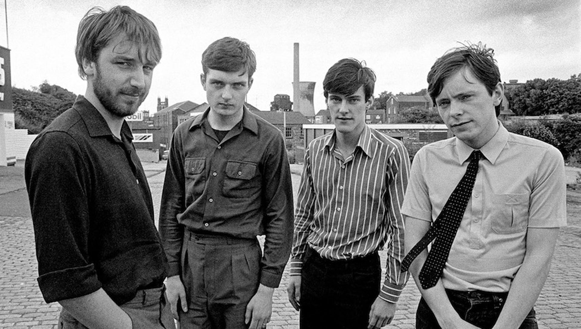 Los integrantes de Joy Division: Peter Hook, Ian Curtis, Stephen Morris y Bernard Sumner (Paul Slattery / Retna Pictures)