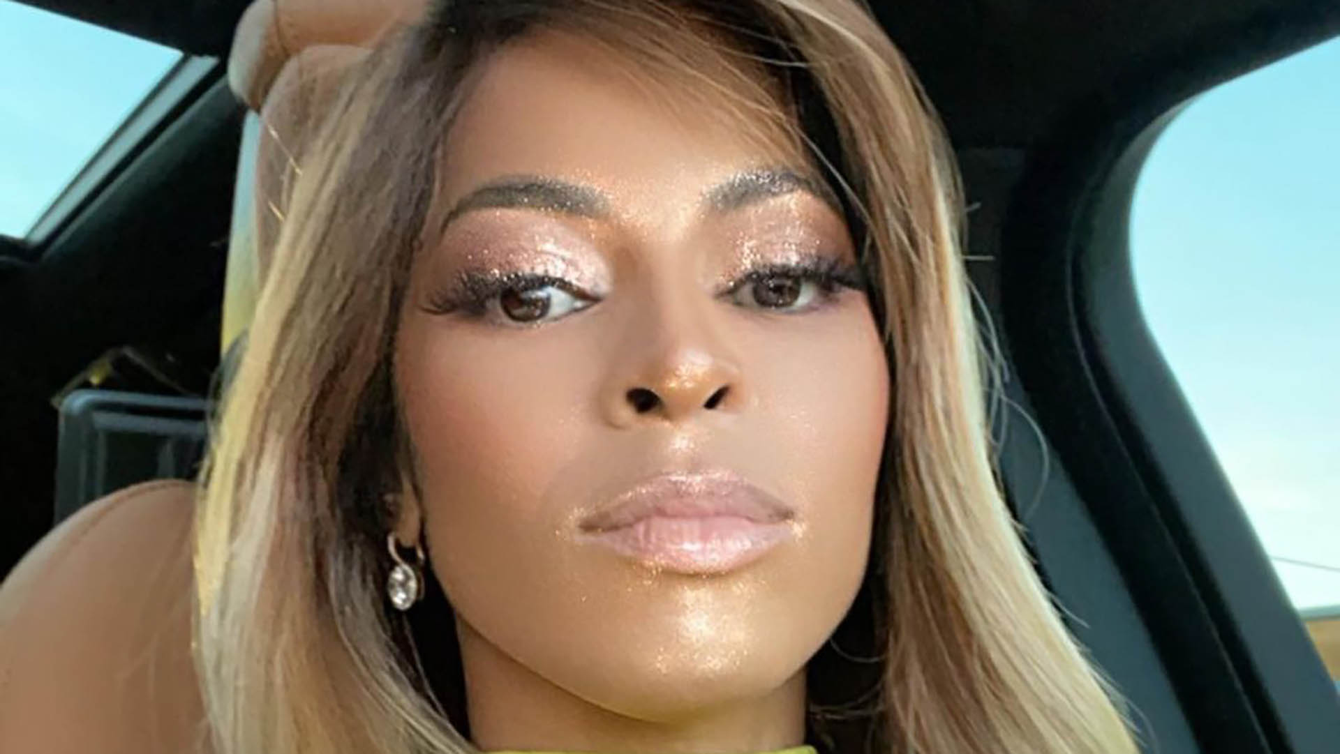 Mary Cosby admite que su matrimonio no es convencional, pero asegura que funciona