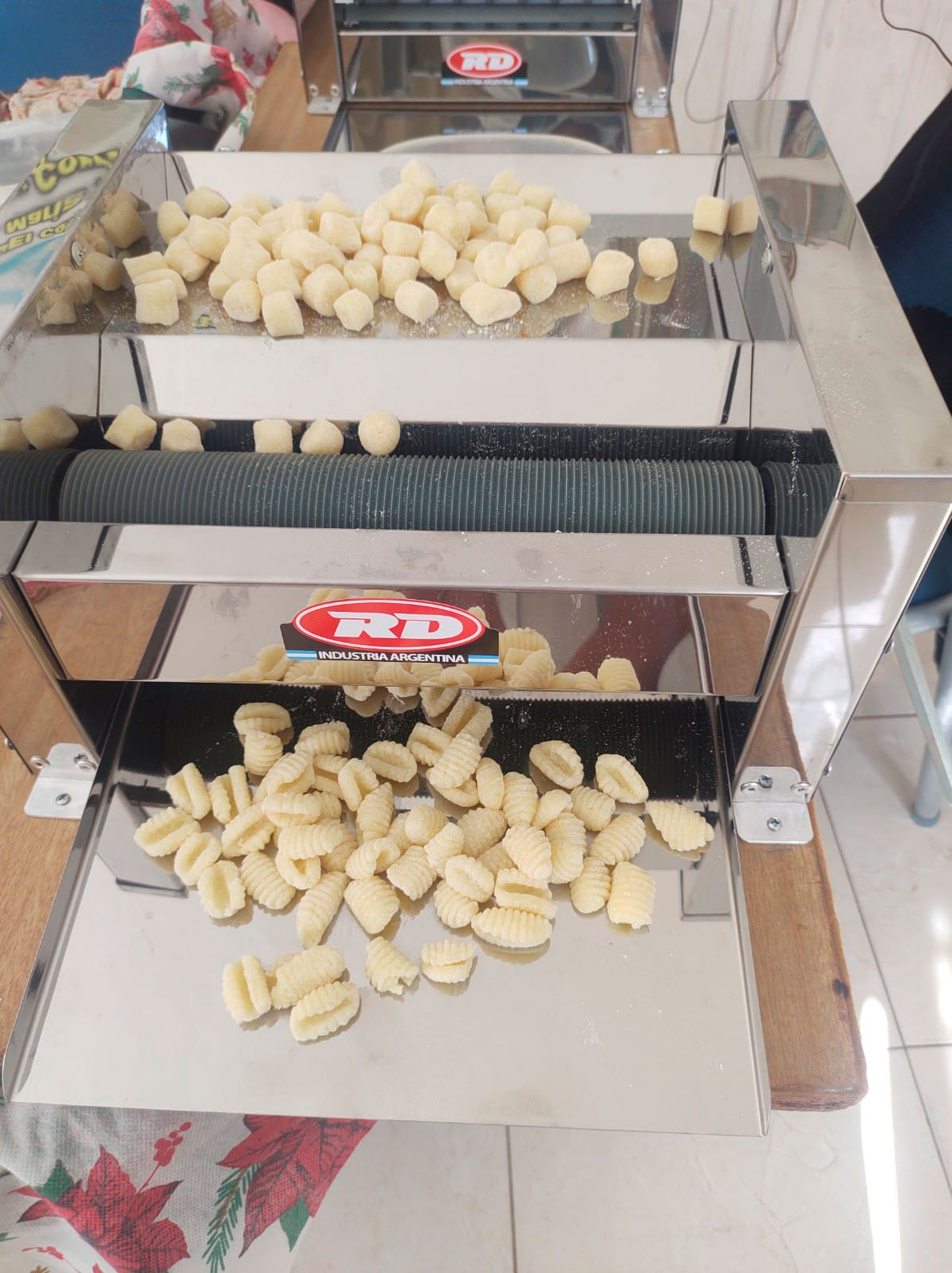 Rafael y Antonia ya estrenaron la ñoquera