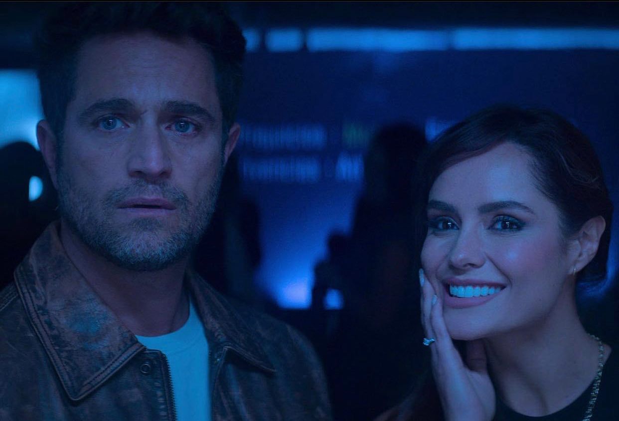 Michel Brown y Ana Lucía Domínguez son los protagonistas de "Pálpito". (Netflix)