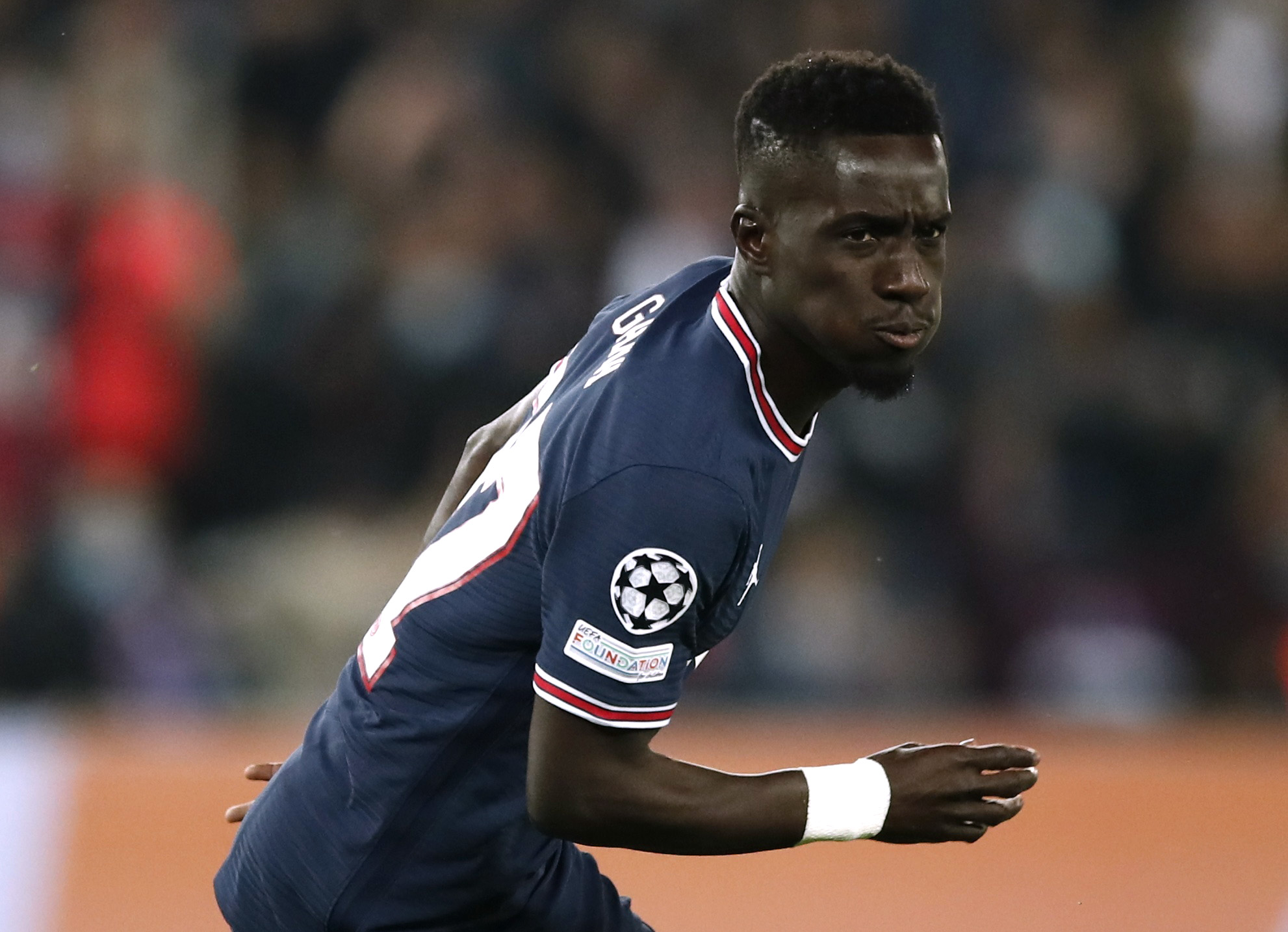 Idrissa Gueye no participó del último partido del PSG (Reuters)