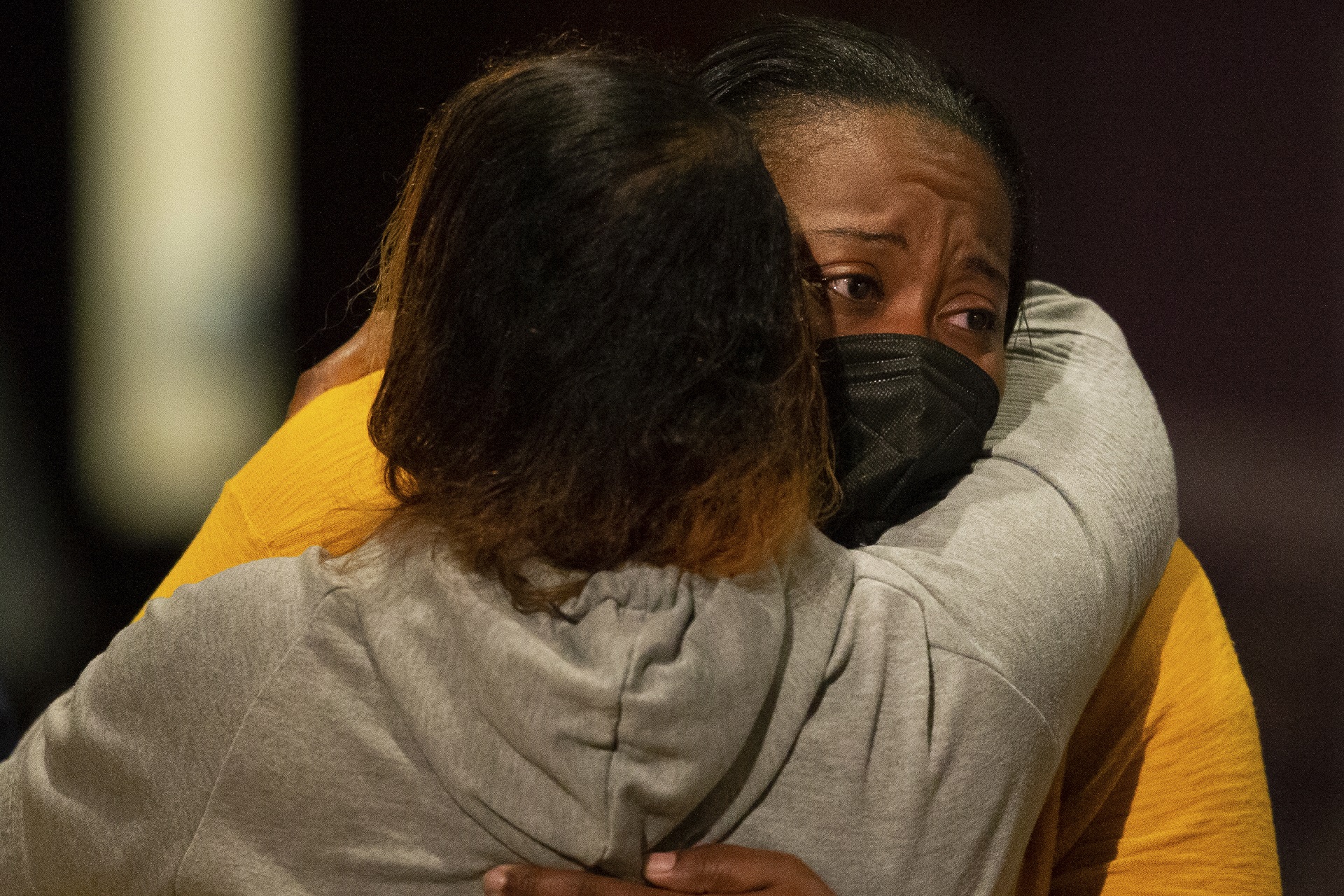 Vigilia por las víctimas (AP Photo/Joshua Bessex)