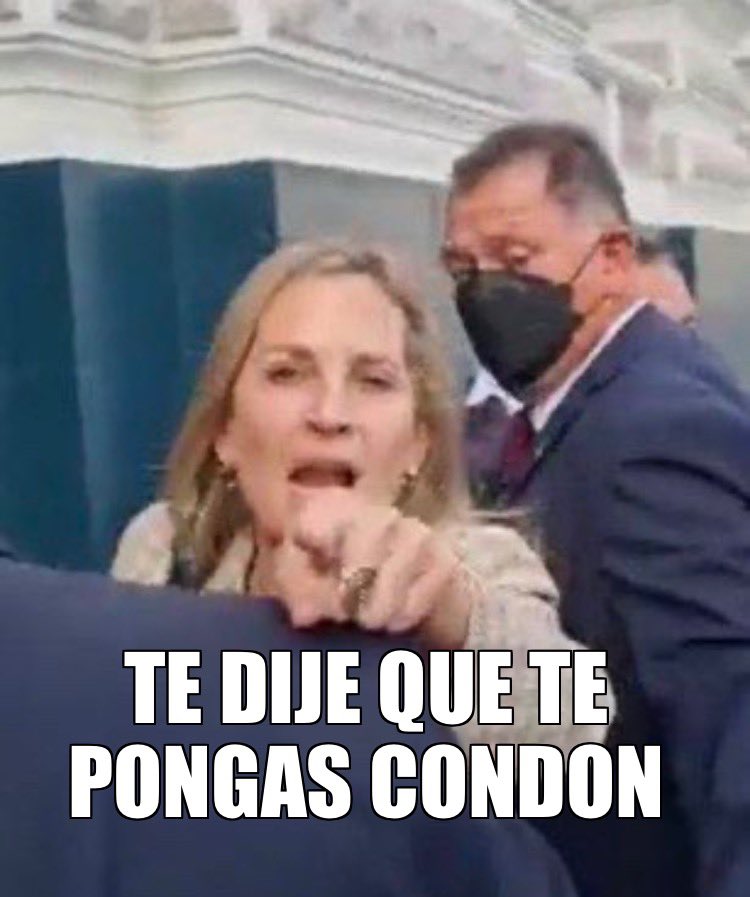 Memes de María del Carmen Alva. Fuente: Redes Sociales.