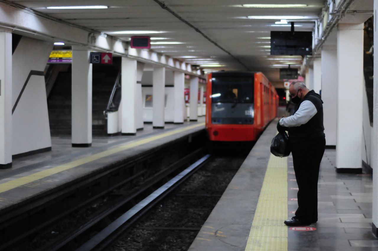 El trolebús conectará con la estación Santa Marta de la Línea A del metro. FOTO: DANIEL AUGUSTO /CUARTOSCURO.COM