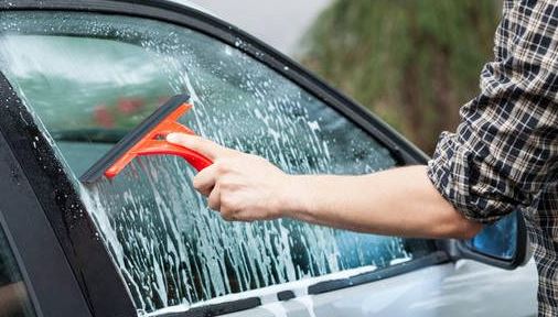 Limpieza de parabrisas.