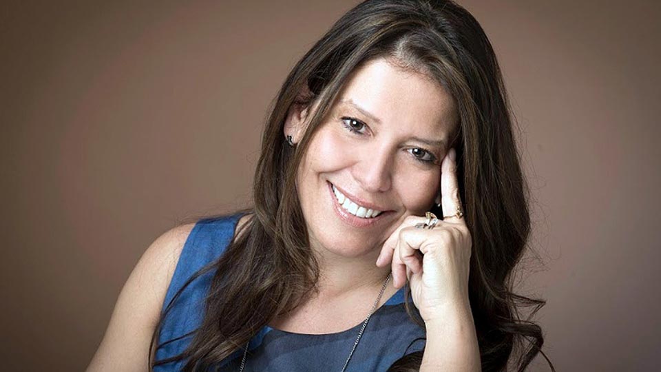 Viviana Rivero, autora de novelas románticas, hablará sobre su nuevo libro